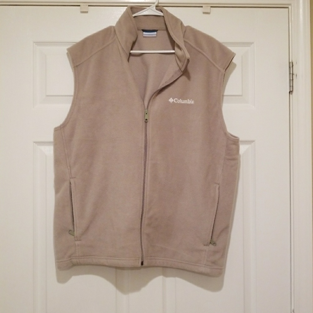 Columbia vest